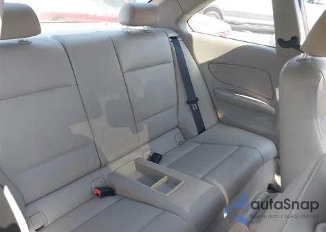 2011 BMW 128I из США, поврежденный, VIN WBAUP7C59BVM54697